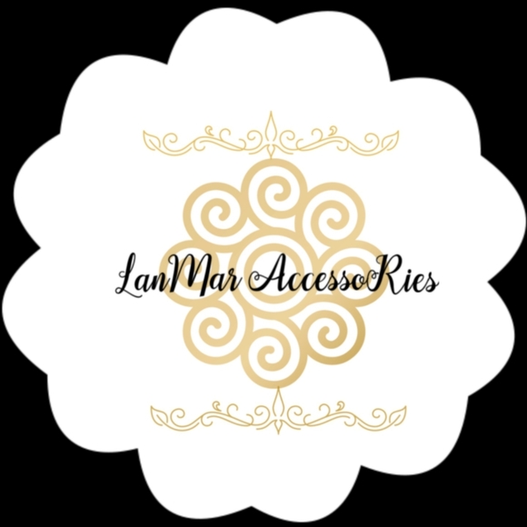 Crystal's Classy Earrings LanMar Accessories - Picture 6 of 7